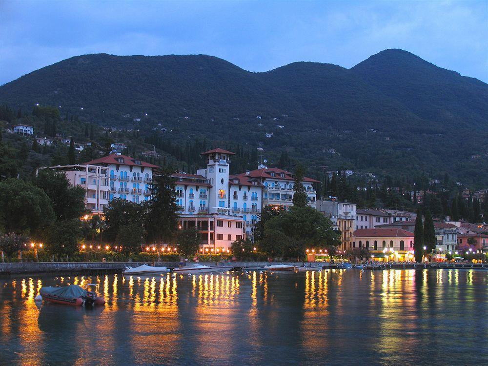 Hotel Savoy Palace Gardone Riviera Eksteriør bilde