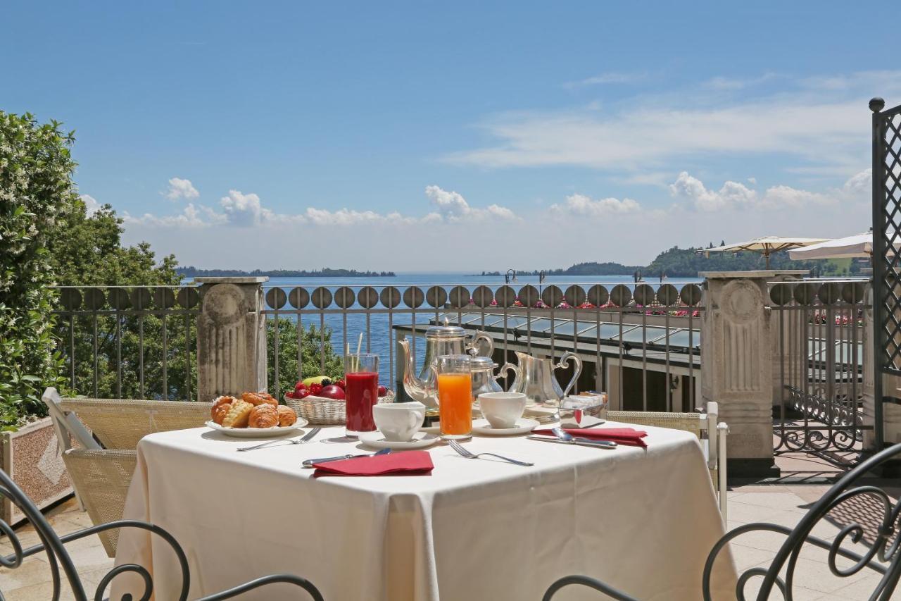 Hotel Savoy Palace Gardone Riviera Eksteriør bilde