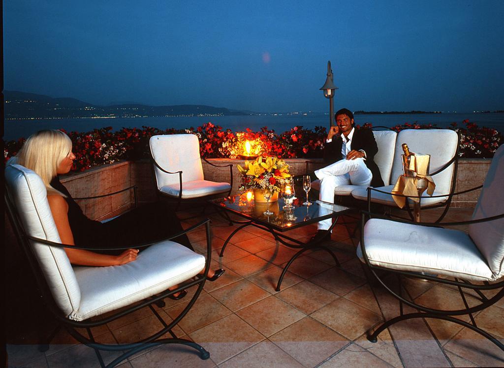 Hotel Savoy Palace Gardone Riviera Eksteriør bilde