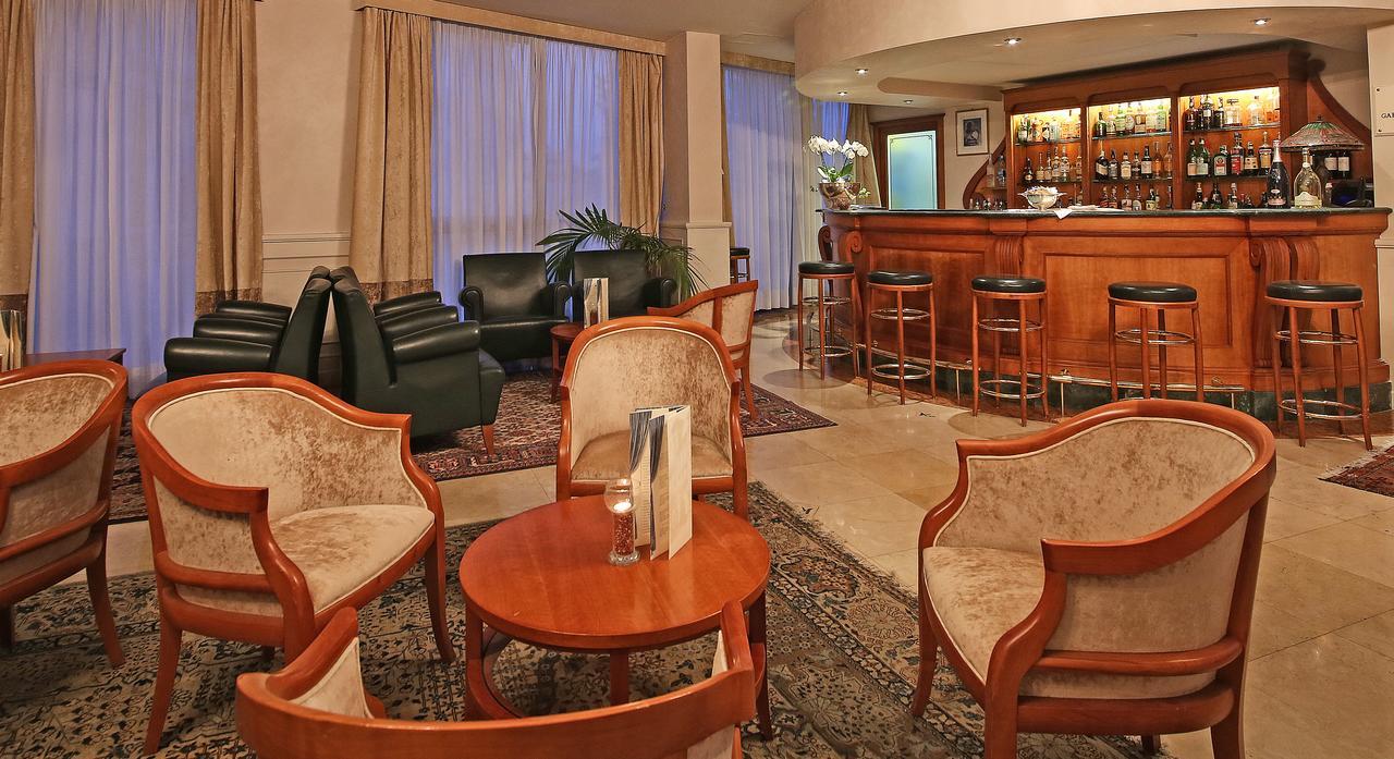 Hotel Savoy Palace Gardone Riviera Eksteriør bilde