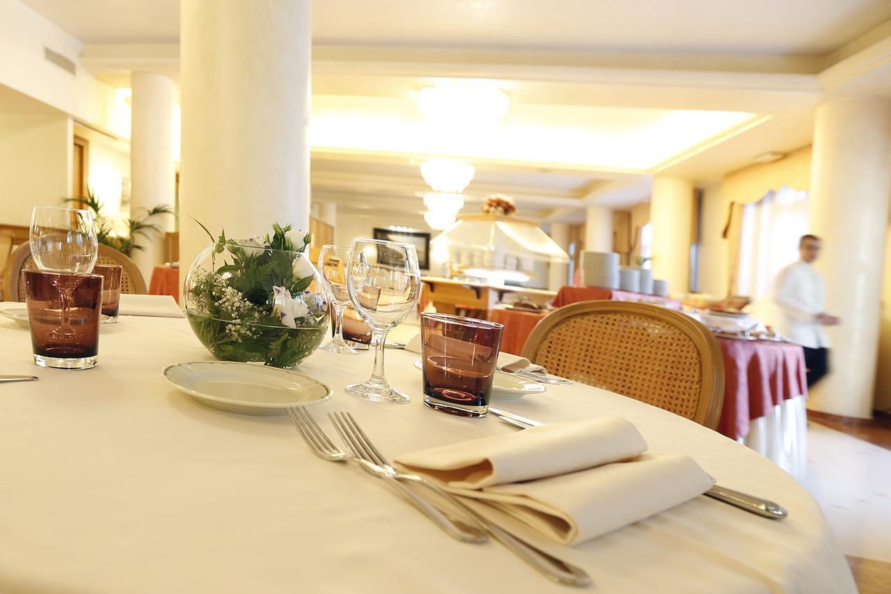 Hotel Savoy Palace Gardone Riviera Eksteriør bilde