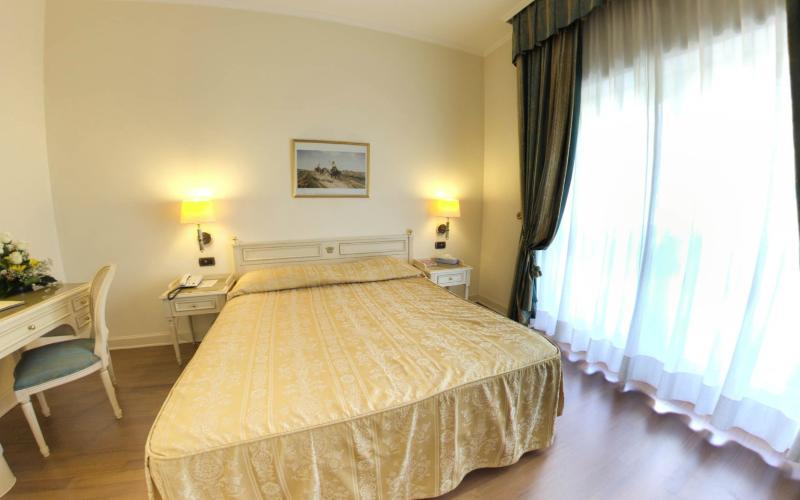 Hotel Savoy Palace Gardone Riviera Eksteriør bilde