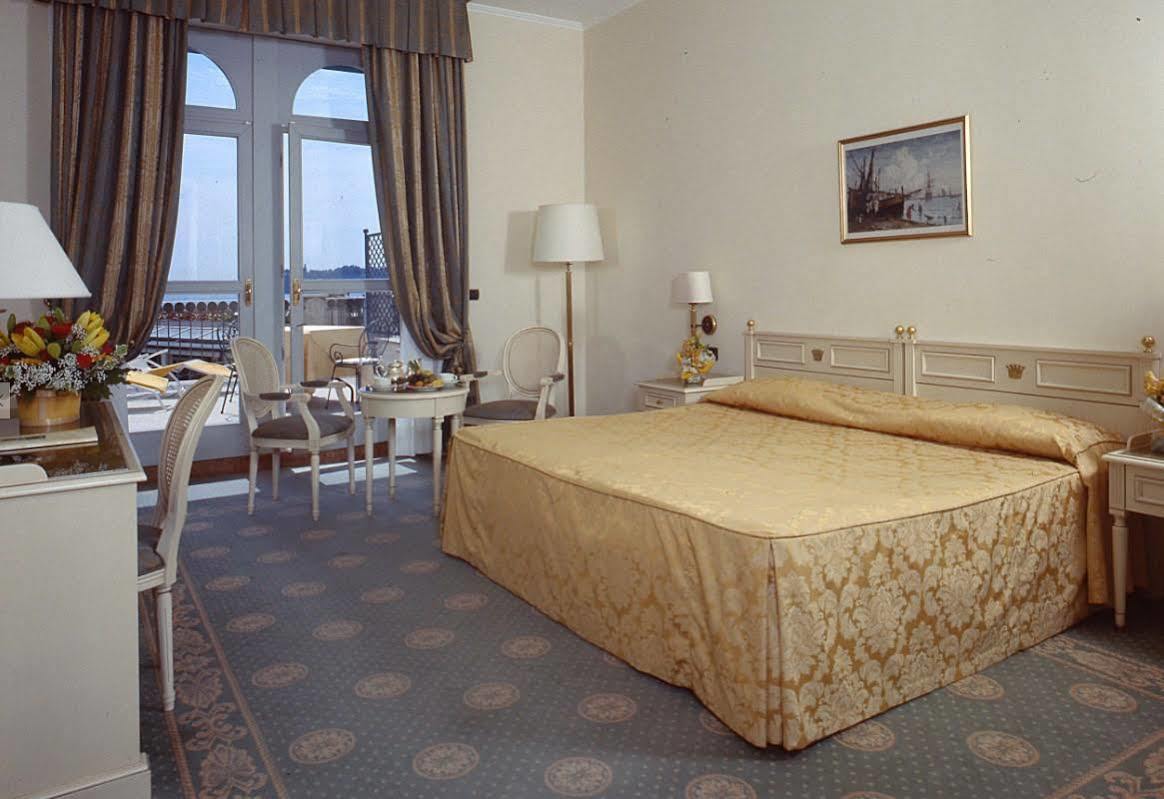 Hotel Savoy Palace Gardone Riviera Eksteriør bilde